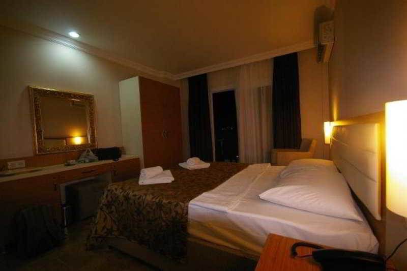 Bitez Risa Hotel Exterior photo