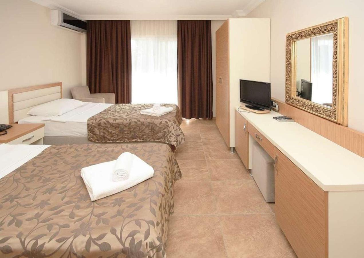 Bitez Risa Hotel Room photo