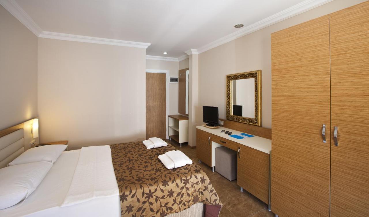 Bitez Risa Hotel Exterior photo