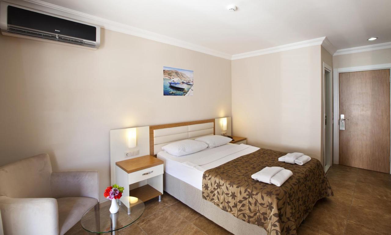 Bitez Risa Hotel Exterior photo