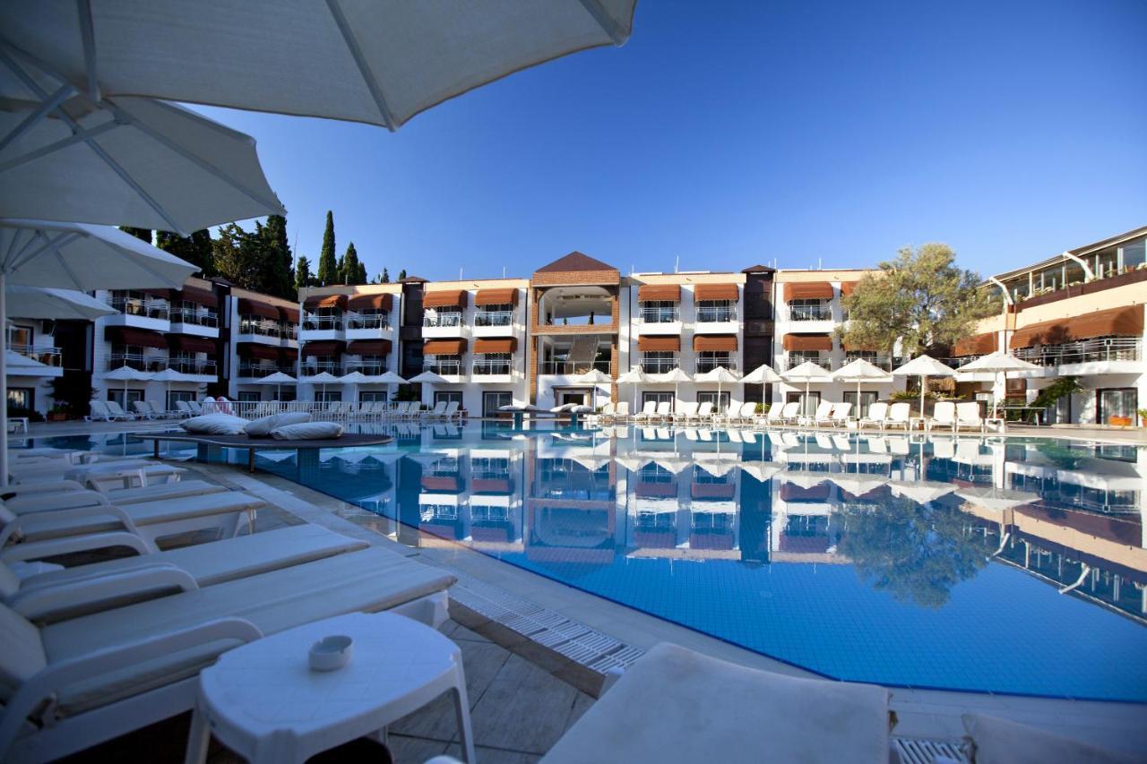 Bitez Risa Hotel Exterior photo